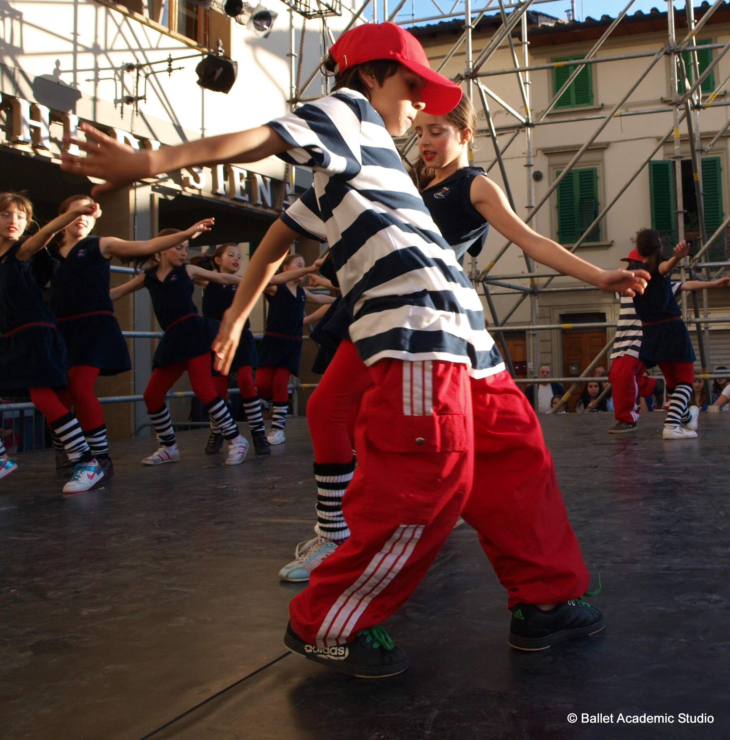 lezione di Hip Hop Under 14 a Danza in Fiera 2012 con Roberta Timpano